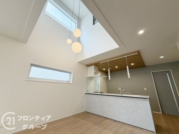 西宮市浜甲子園１丁目　新築一戸建て　第７　A号棟