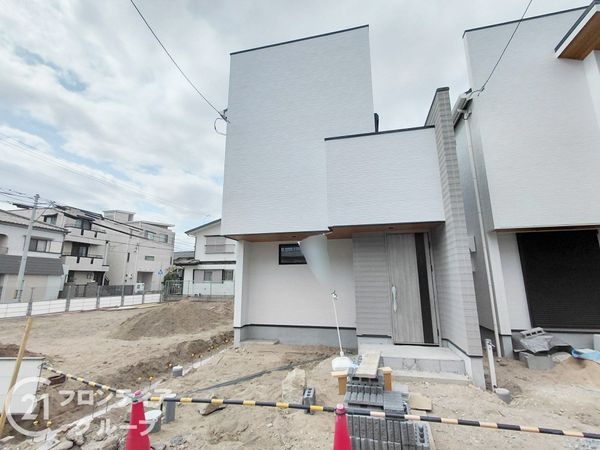 西宮市浜甲子園１丁目　新築一戸建て　第７　B号棟