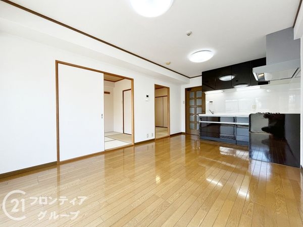 グリーンエクセル甲子園　中古マンション