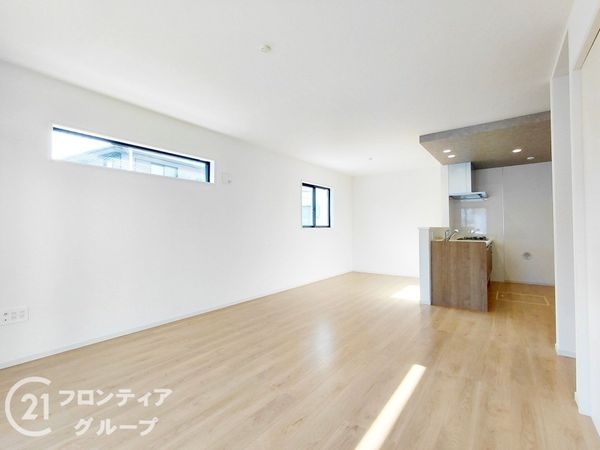 尼崎市武庫町３丁目　新築一戸建て　２期　１号棟