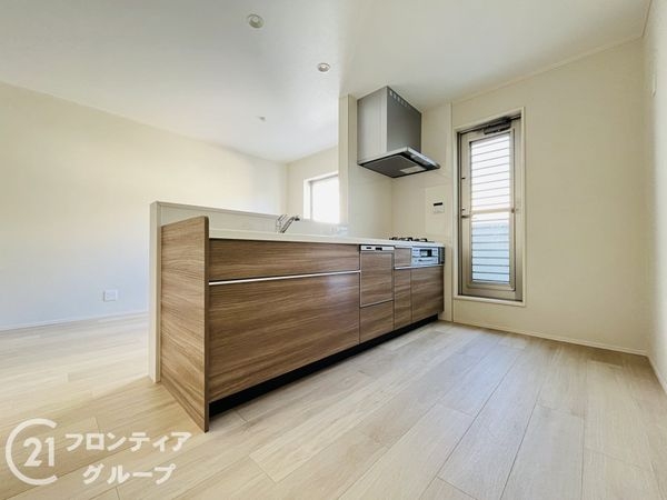 尼崎市南竹谷町１丁目の中古一戸建て
