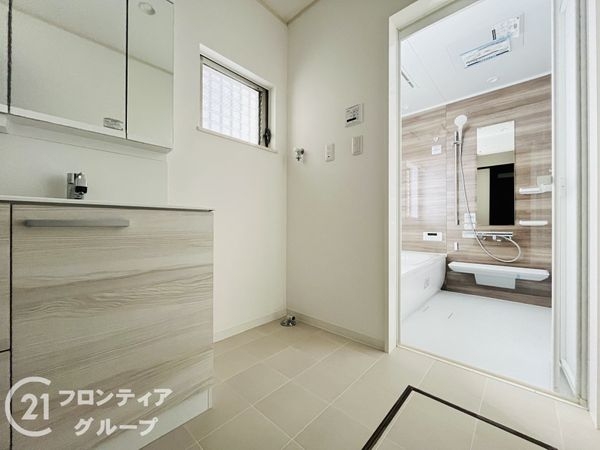 尼崎市南竹谷町１丁目の中古一戸建て