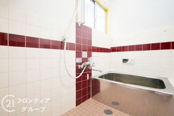伊丹市東野１丁目　中古一戸建て