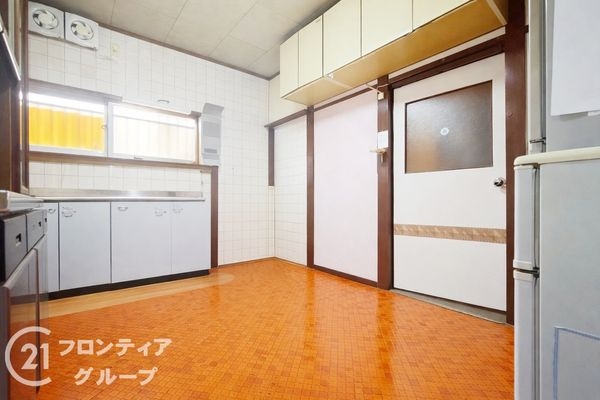 伊丹市東野１丁目　中古一戸建て