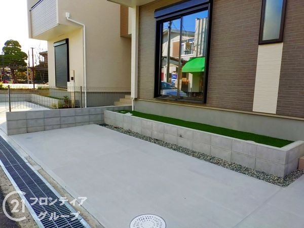 伊丹市昆陽泉町４丁目　新築一戸建て　全２区画　B号棟