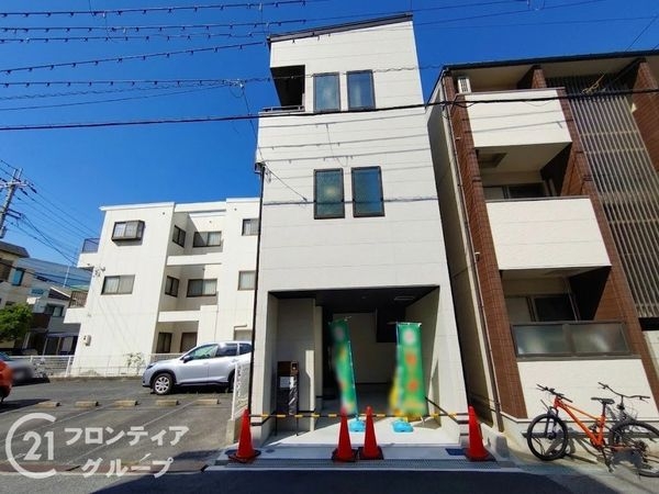 尼崎市武庫川町２丁目　新築一戸建て