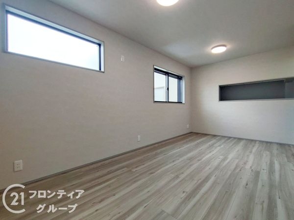 尼崎市武庫川町２丁目　新築一戸建て
