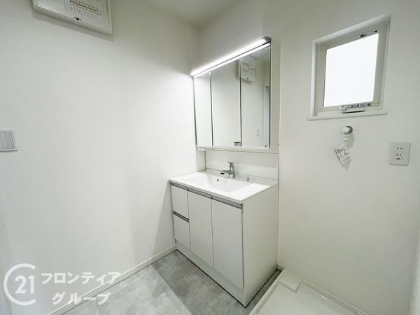 尼崎市南武庫之荘２丁目の中古一戸建て