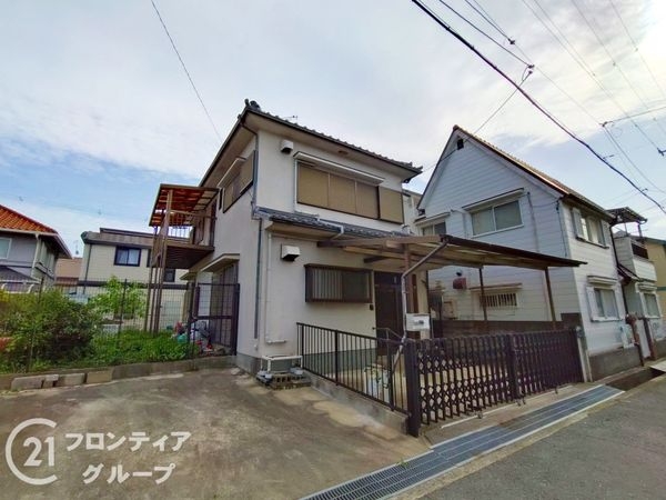 伊丹市松ケ丘２丁目の中古一戸建て