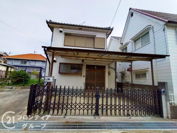伊丹市松ケ丘２丁目の中古一戸建て