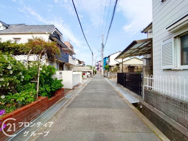 伊丹市松ケ丘２丁目　中古一戸建て