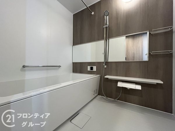 西宮マリナパークシティ・桜のまち５番館　中古マンション