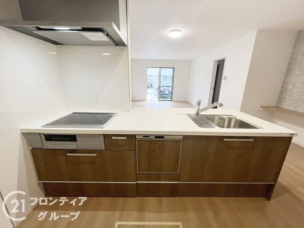 尼崎市食満３丁目　新築一戸建て　３期　全１区画