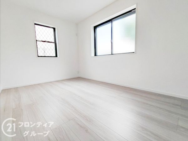 西宮市今津久寿川町　新築一戸建て