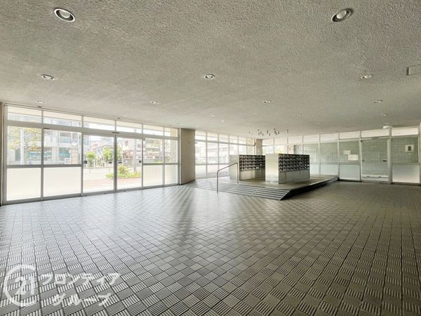 鳴尾小松住宅Ｂ棟　中古マンション