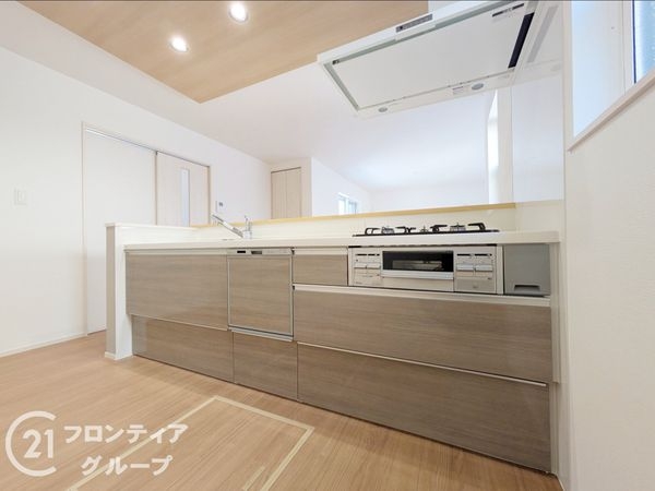 伊丹市荻野３丁目　新築一戸建て　第１３　全１区画