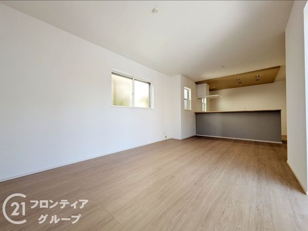伊丹市荻野３丁目　新築一戸建て　第１３　全１区画