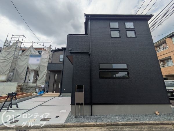 西宮市五月ケ丘　新築一戸建て　２期　２号棟