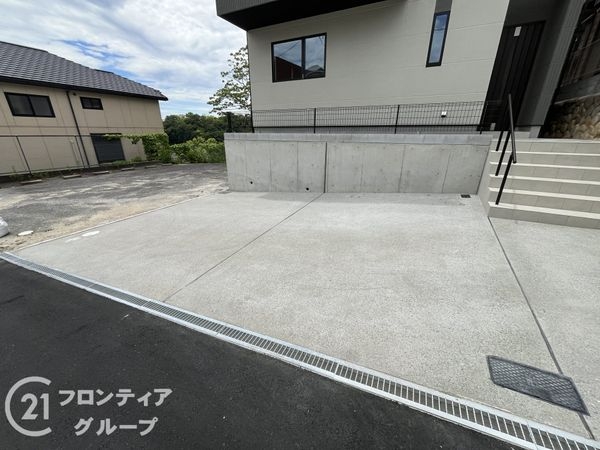 西宮市五月ケ丘　新築一戸建て