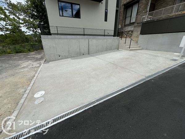 西宮市五月ケ丘　新築一戸建て