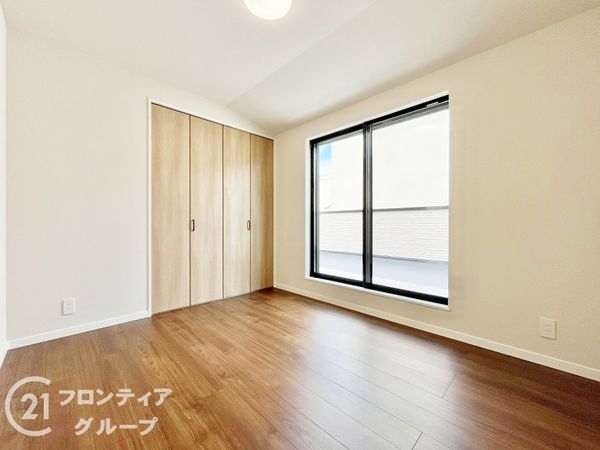 尼崎市稲葉荘２丁目　新築一戸建て　全１区画