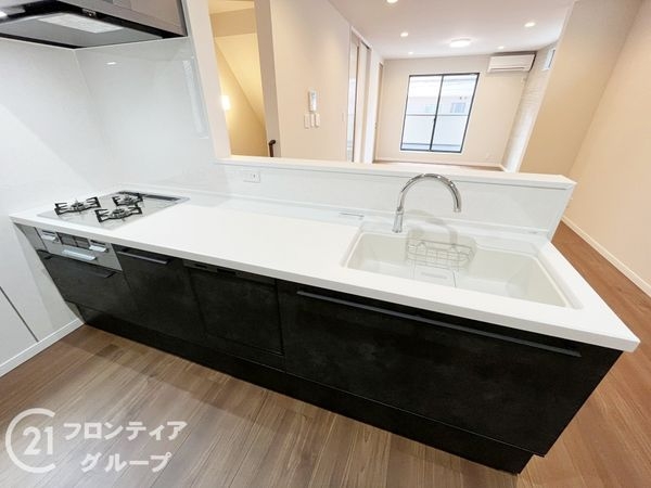 尼崎市稲葉荘２丁目　新築一戸建て　全１区画