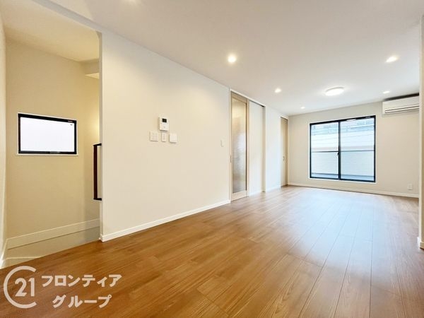 尼崎市稲葉荘２丁目　新築一戸建て　全１区画