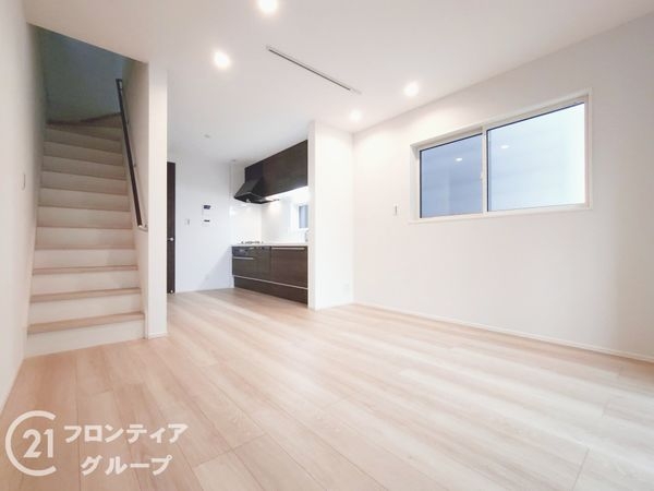 尼崎市武庫豊町３丁目　新築一戸建て　全１区画