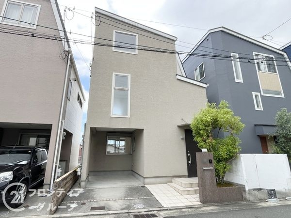 西宮市上ケ原四番町 中古一戸建て