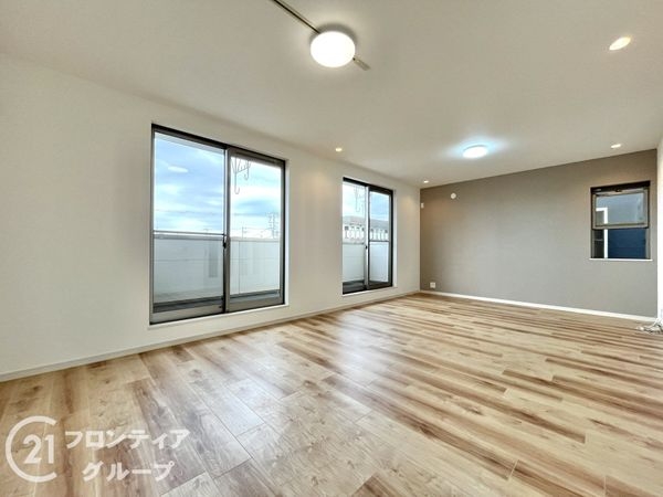 西宮市上ケ原四番町の中古一戸建て