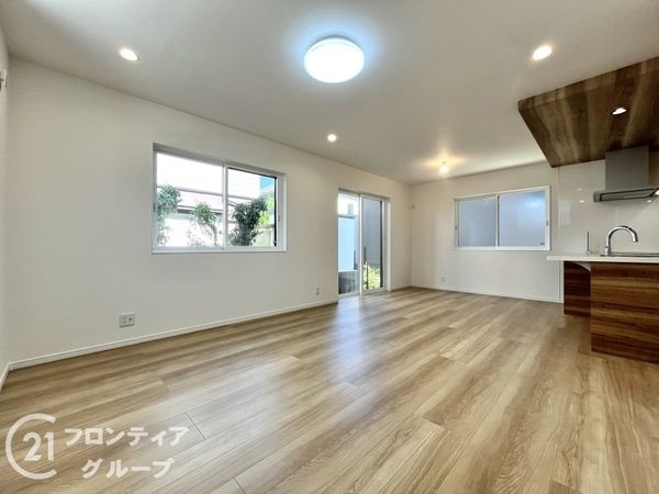 西宮市花の峯　新築一戸建て　全１区画