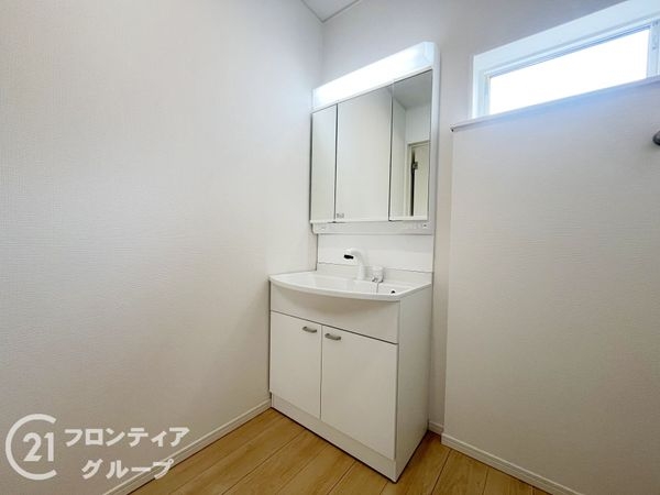 伊丹市千僧２丁目　新築一戸建て　第１　１号棟
