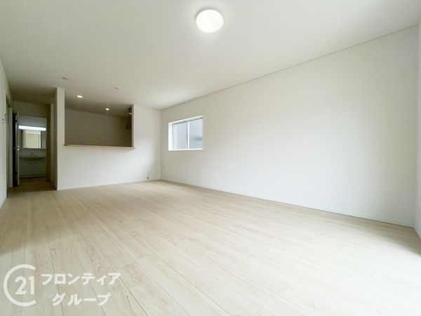伊丹市千僧２丁目　新築一戸建て　第１　１号棟