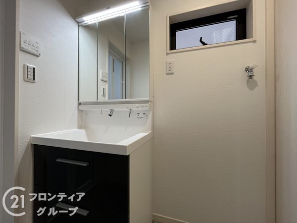 尼崎市稲葉荘１丁目　新築一戸建て　全１区画