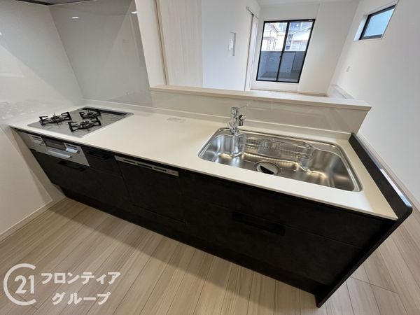 尼崎市稲葉荘１丁目　新築一戸建て　全１区画