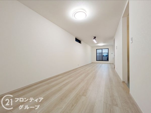 尼崎市大庄西町４丁目　新築一戸建て