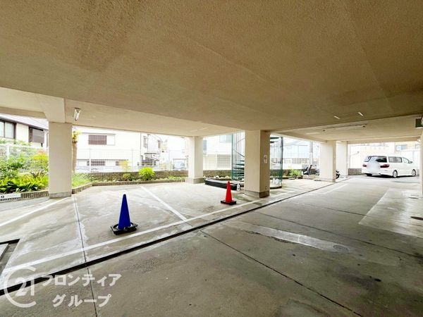 コボリマンション甲東園　中古マンション