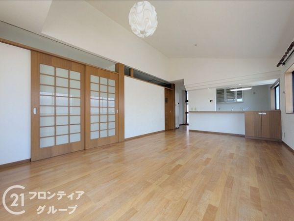 西宮市上甲東園５丁目の中古一戸建て