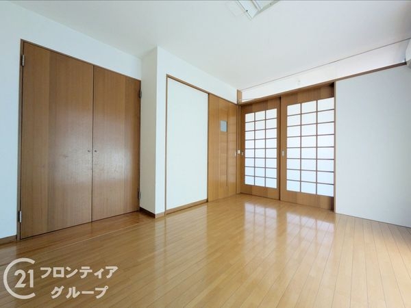西宮市上甲東園５丁目の中古一戸建て