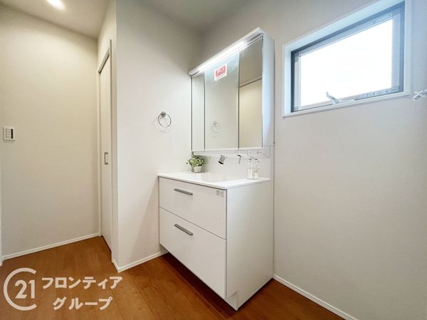 西宮市田近野町の中古一戸建て