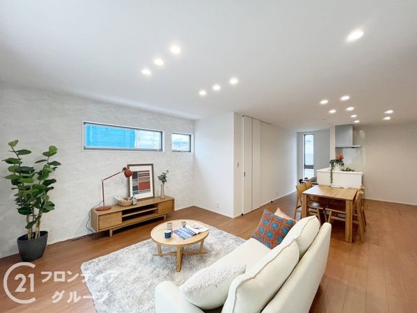 西宮市田近野町の中古一戸建て