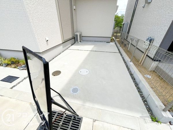 西宮市田近野町　新築一戸建て　１号棟