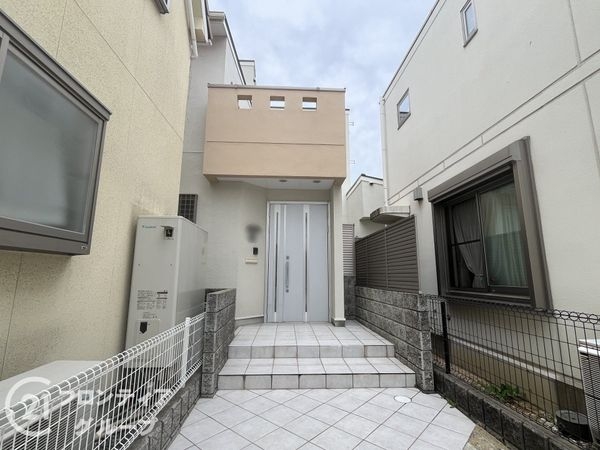 西宮市川添町の中古一戸建て