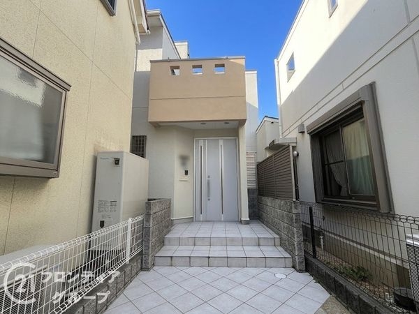 西宮市川添町　中古一戸建て