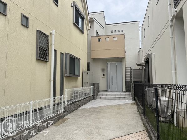 西宮市川添町の中古一戸建て