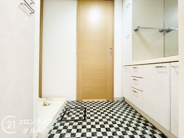 レスタージュ甲陽園ビブランジェ　中古マンション