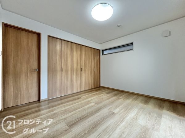 尼崎市西難波町４丁目　新築一戸建て