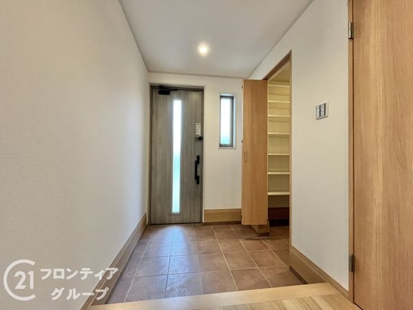 尼崎市西難波町４丁目　新築一戸建て