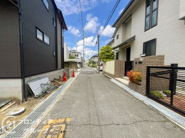 伊丹市鈴原町８丁目　新築一戸建て　１期　１号棟