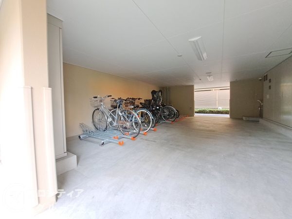 プレサンスロジェ伊丹ラヴィ　中古マンション